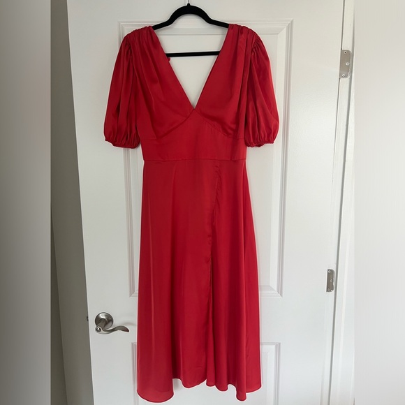 Alexia Admor Red Satin Puff Sleeve Midi V Neck Slit Dress Size 6 - Picture 4 of 8